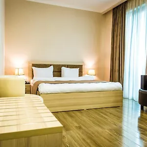 Cherry Garden Otel